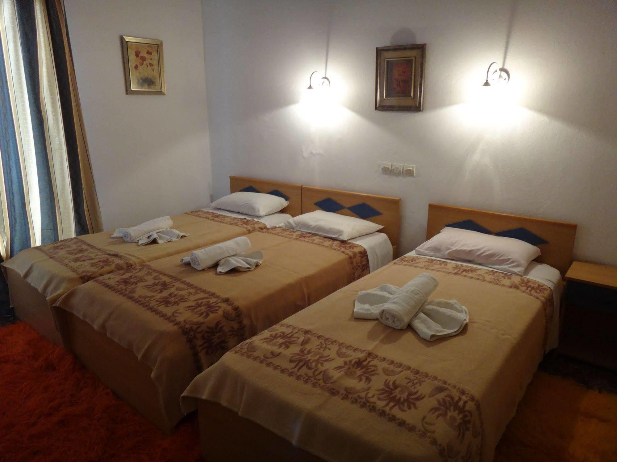 Sofia Rooms Loutrá Edipsoú Eksteriør bilde