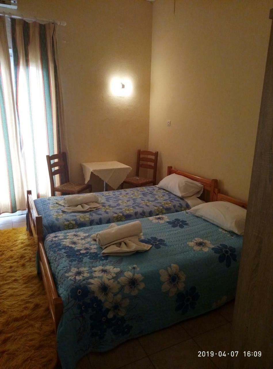 Sofia Rooms Loutrá Edipsoú Eksteriør bilde